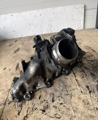Renault Master III Throttle valve 161A00161R