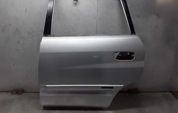 Mitsubishi Space Star Rear door