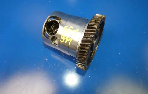 Mercedes-Benz E W212 Oil pump 6511811801
