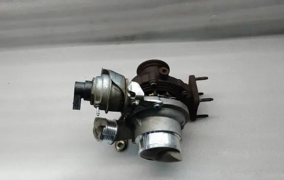 Volvo V60 Turbo 31380219 GTC1444VZ 8051566
