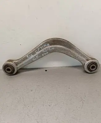 KIA Optima Rear upper control arm/wishbone 758106