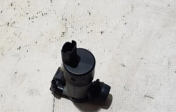 Renault Espace VI Windscreen/windshield washer pump 289206UA0A