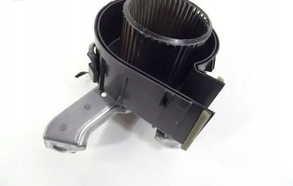 Toyota RAV 4 (XA50) Heater fan/blower G923033050