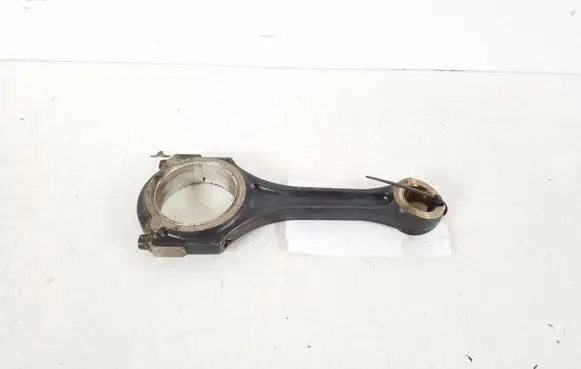 Mercedes-Benz CLA C117 X117 W117 Connecting rod/conrod A1770300020