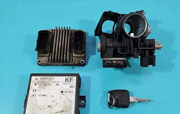 Opel Astra G Engine control unit/module ECU 8973065751 IMPRK1517376