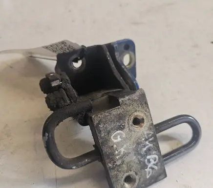 Audi A4 S4 B6 8E 8H Rear door lower hinge 8L0833411