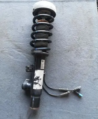 BMW X5 F15 Front shock absorber with coil spring 6863173 F15V110H 009899