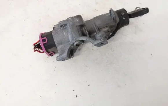 Volkswagen Polo III 6N 6N2 6NF Ignition lock 4b0905851c
