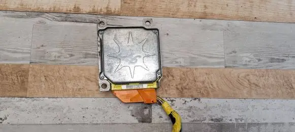 Mitsubishi Space Star Airbag control unit/module MR912127 0285001375