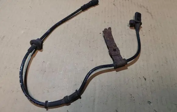 Chrysler Sebring (ST-22 - JR) ABS rear brake sensor 
