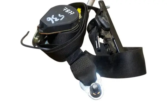 Mercedes-Benz Sprinter W901 W902 W903 W904 Front seatbelt 0566097100 9018600088