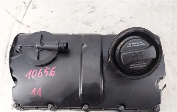 Volkswagen Golf IV Rocker cam cover 
