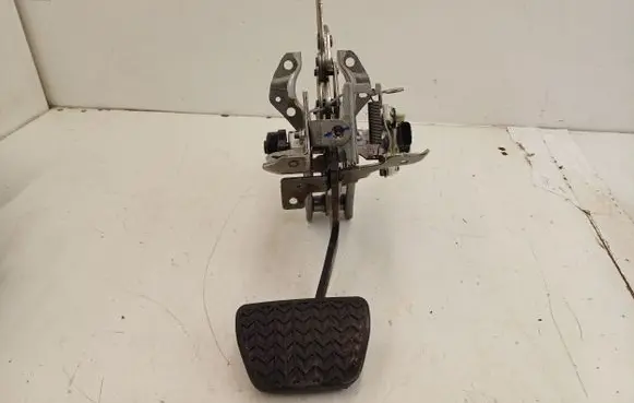 Lexus NX Brake pedal 8951047030 31024B0023A