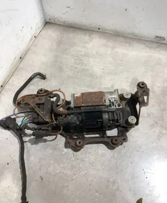 Audi A8 S8 D4 4H Air suspension compressor/pump 4H0616005C