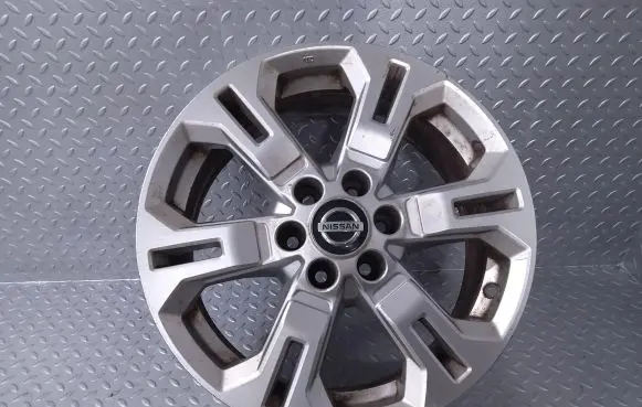 Nissan Navara D23 R17 alloy rim 403005JU1A 17X7J45 AC4CH16