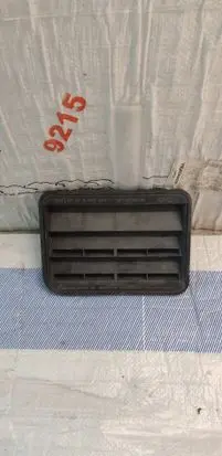 BMW 3 F30 F35 F31 Quarter panel pressure vent 64229284647