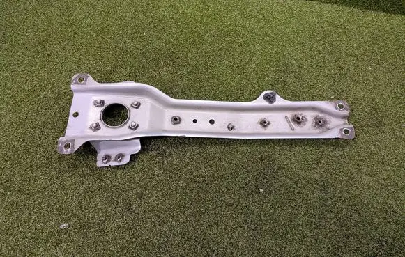 Mitsubishi Pajero Tailgate/trunk/boot lock/latch/bracket 5908A0082