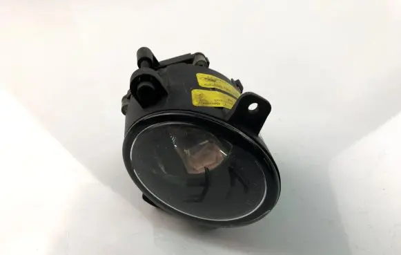 Ford Mondeo Mk III Front fog light 1S7115K206AA
