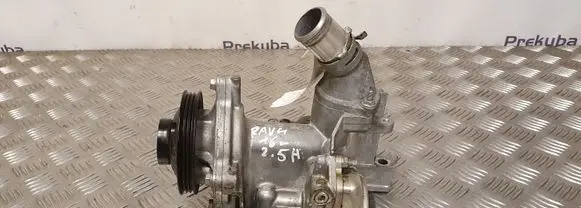 Toyota RAV 4 (XA40) Water pump 2241000432
