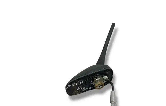 Honda CR-V Radio antenna V305375C