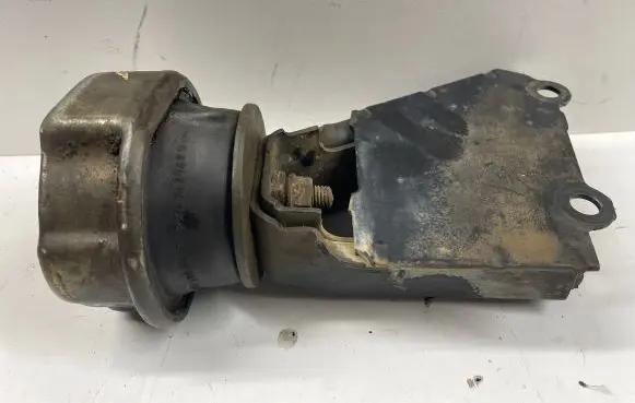 Volkswagen Multivan T4 Engine mount bracket 701199201D