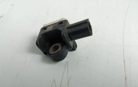 Mazda 3 II Airbag deployment crash/impact sensor BBM457KC0