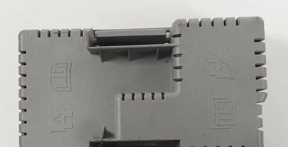 Ford Mondeo MK IV Fuse box cover 6G9T-14C507-CB