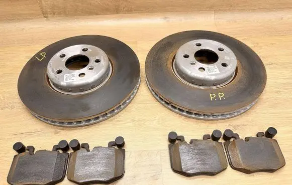 BMW 3 G20 G21 Brake pads (front) 8844367 6860912