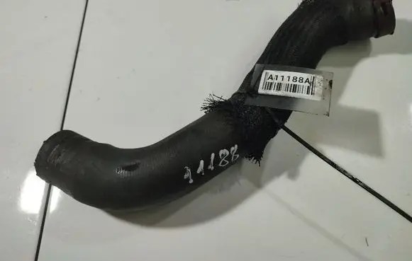 Toyota Corolla Verso AR10 Engine coolant pipe/hose 