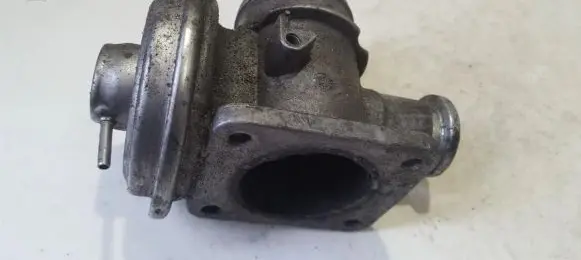 BMW 3 E46 EGR valve 778545204 01T187