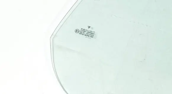 Porsche Boxster 986 Front door window/glass (coupe) 98654251200