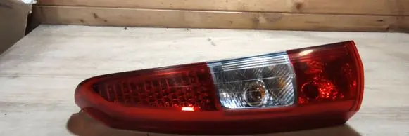 Volvo V70 Rear/tail lights 161038