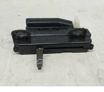Mercedes-Benz 190 W201 Other switches/knobs/shifts 2018200910 A2018200910