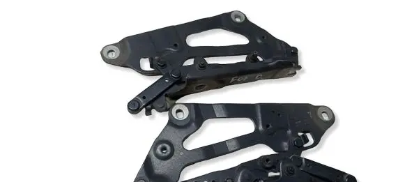 BMW 5 GT F07 Engine bonnet/hood hinges 7046323