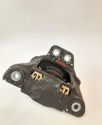Volvo XC90 Engine mount bracket 31686885