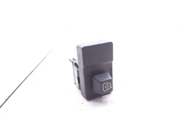Citroen Berlingo Wing mirror switch M8244