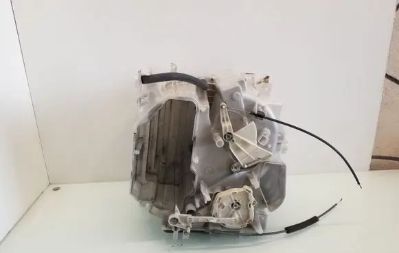 Toyota Corolla E120 E130 Other air conditioning (A/C) parts 8701013100