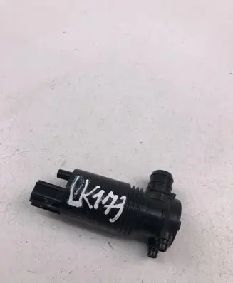 Land Rover Discovery Sport Windscreen/windshield washer pump 1050007001