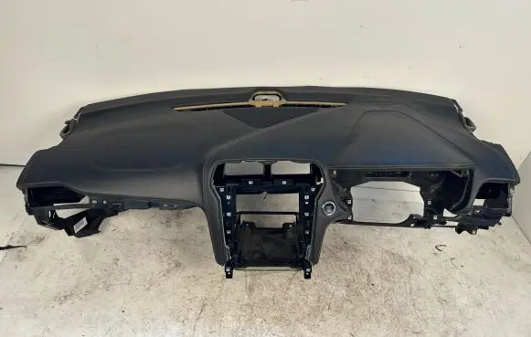 Ford Mondeo MK V Dashboard