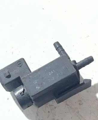 BMW 5 GT F07 Turbo solenoid valve 72234100