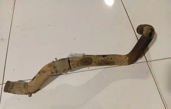 Nissan Pathfinder R51 Engine coolant pipe/hose 