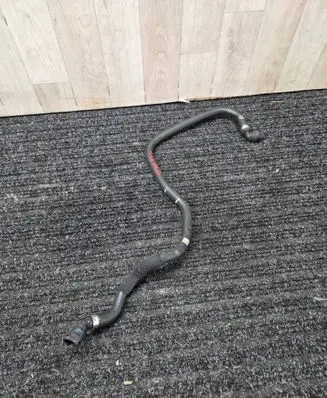 BMW 5 G30 G31 G38 Engine coolant pipe/hose 8602600 17128602600