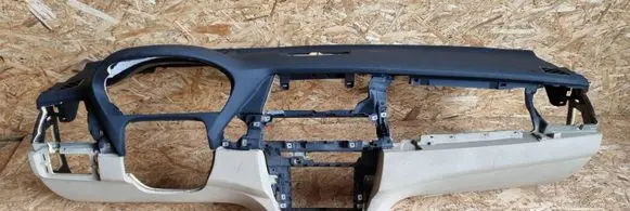 BMW X5 E70 Dashboard 70W1011 51456974548 70W1095