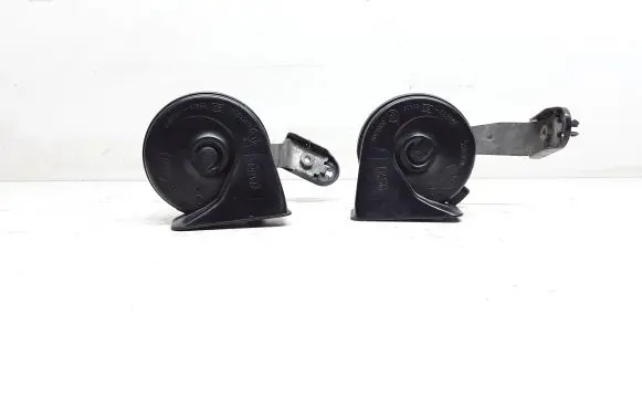 Volvo V60 Horn signal 30796896 30796897
