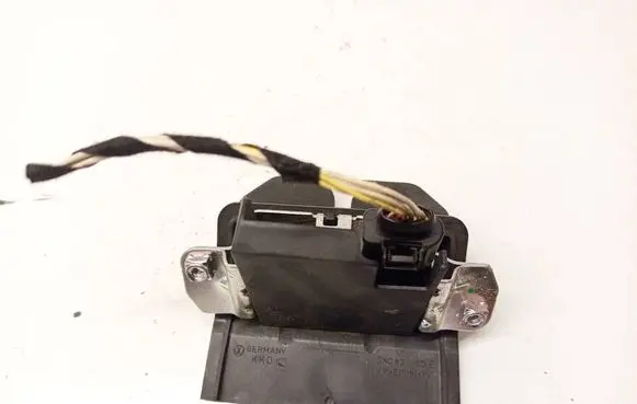 Volkswagen Sharan Tailgate/trunk/boot lock/catch/latch 7N0827520B