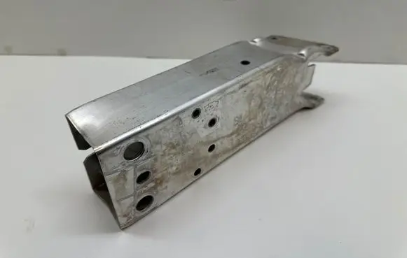 BMW 2 F45 Radiator support slam panel bracket 10031013
