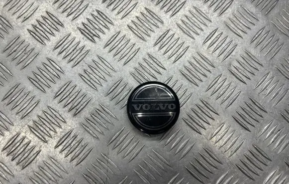 Volvo S40, V40 Original wheel cap 8646379