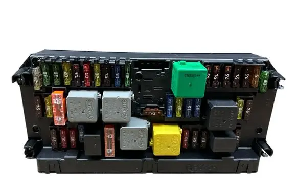 Mercedes-Benz C W203 Fuse module A2129008207