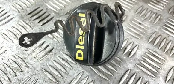 Volvo C70 Fuel tank filler cap 
