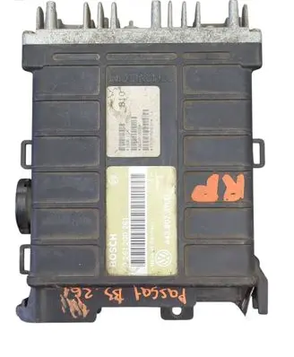 Volkswagen PASSAT B3 Engine control unit/module 0261200261 443907311B 26SA0959